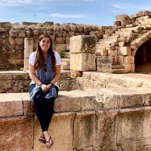 Meet your Posher, Sidney